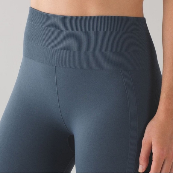 Lululemon Flow and Go Crop Compression Leggings - Picture 5 of 10